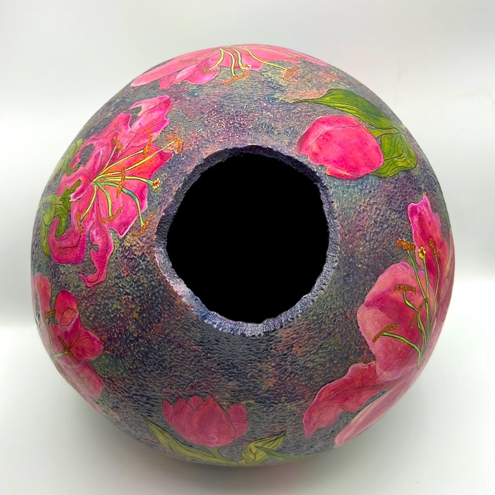 “StarGazer Lily Vase” Original Gourd Art Vessel / Vase Kristina Simkins ©2014 - Picture 15 of 17
